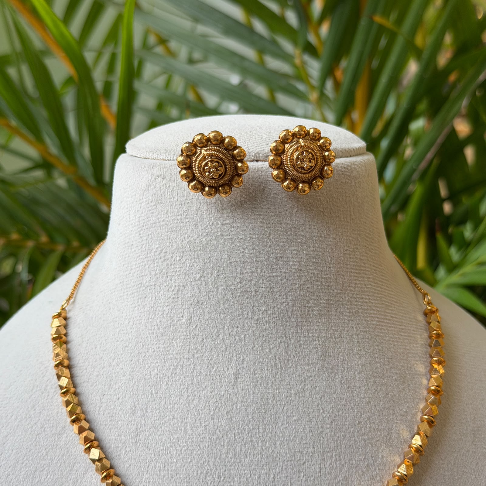 Antique Necklace Set AN331