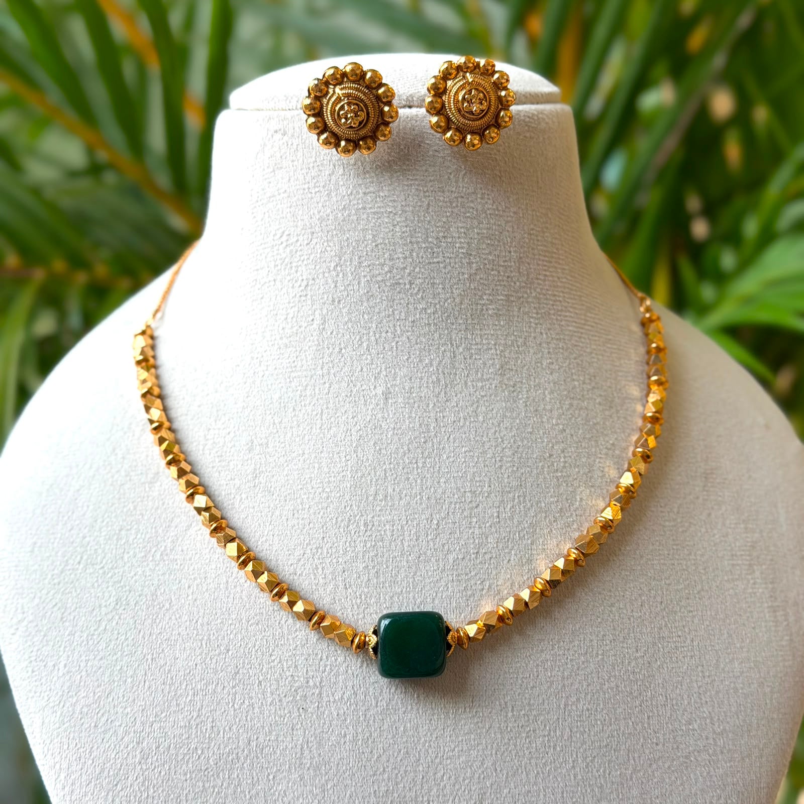 Antique Necklace Set AN331