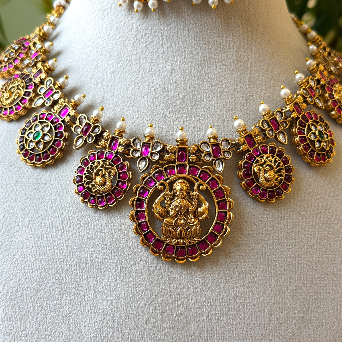 Antique Necklace Set AN460