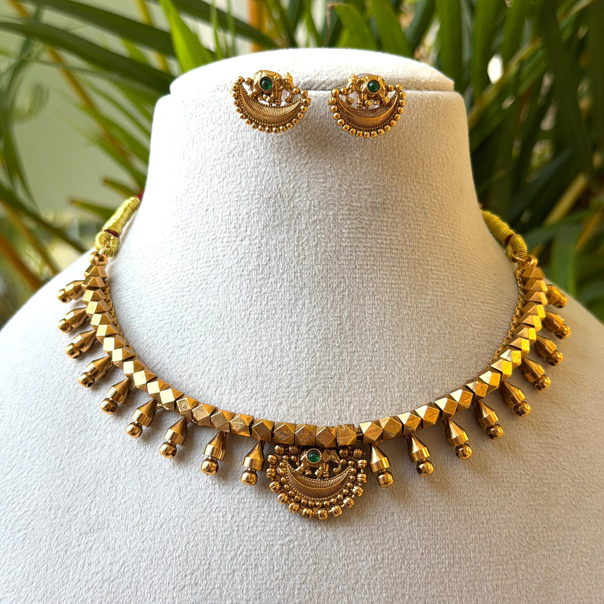 Antique Necklace Set AN458