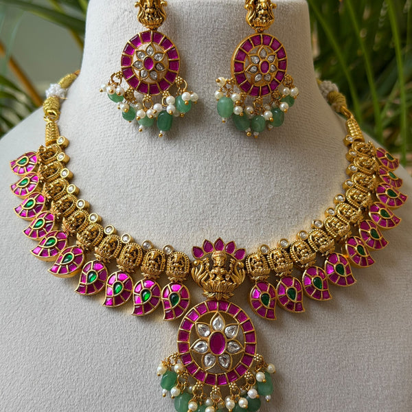 Antique Necklace Set AN377
