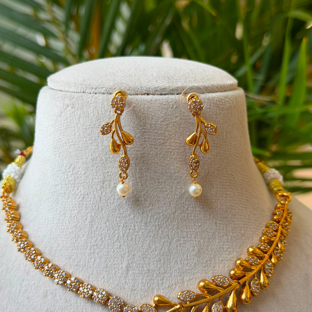 Antique Necklace Set AN329