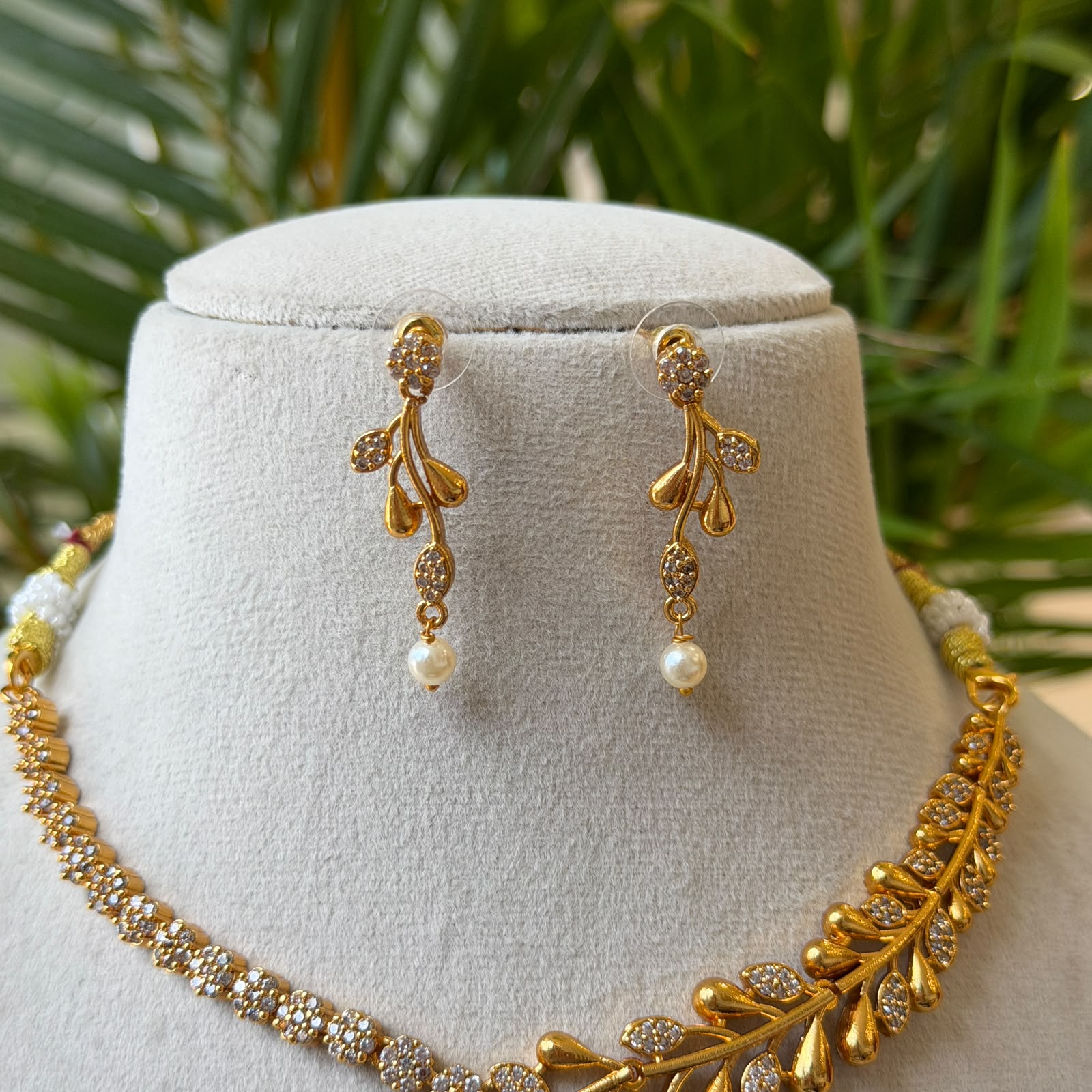Antique Necklace Set AN329