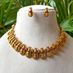 Antique Gold Lakshmi Kasu Mala Short Necklace Set – Traditional Coin Choker with Ruby Accents AN299