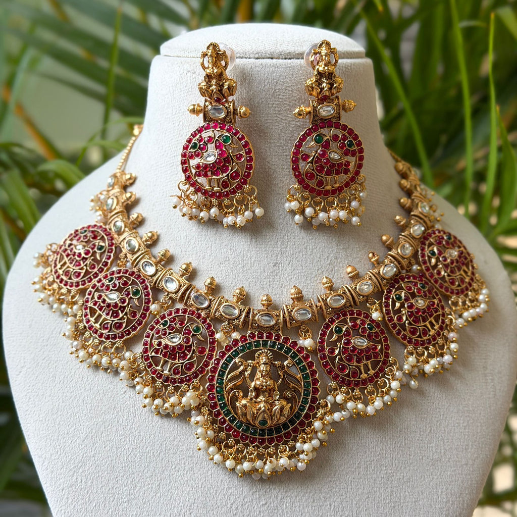 Antique Necklace Set AN368