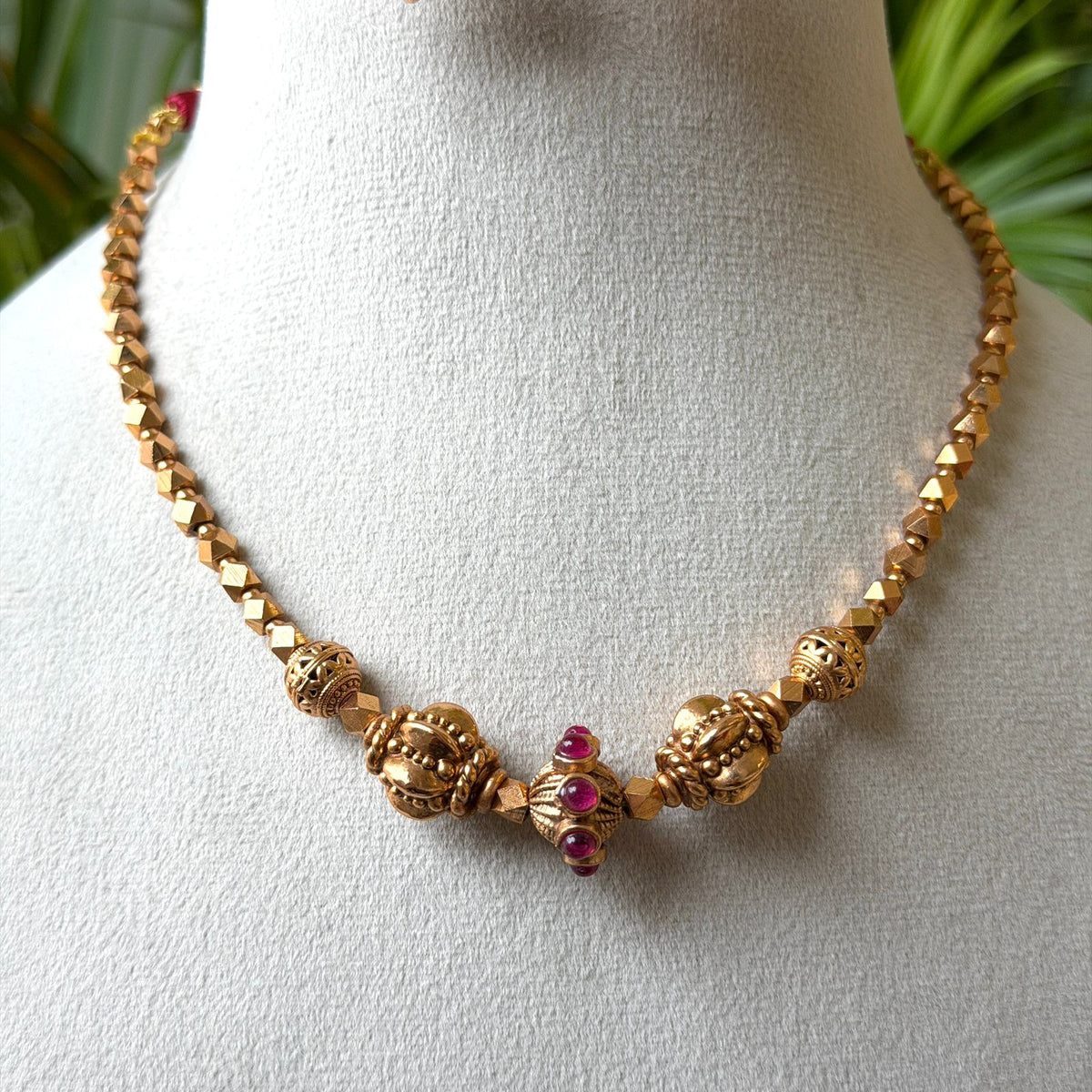 Antique Necklace Set AN393