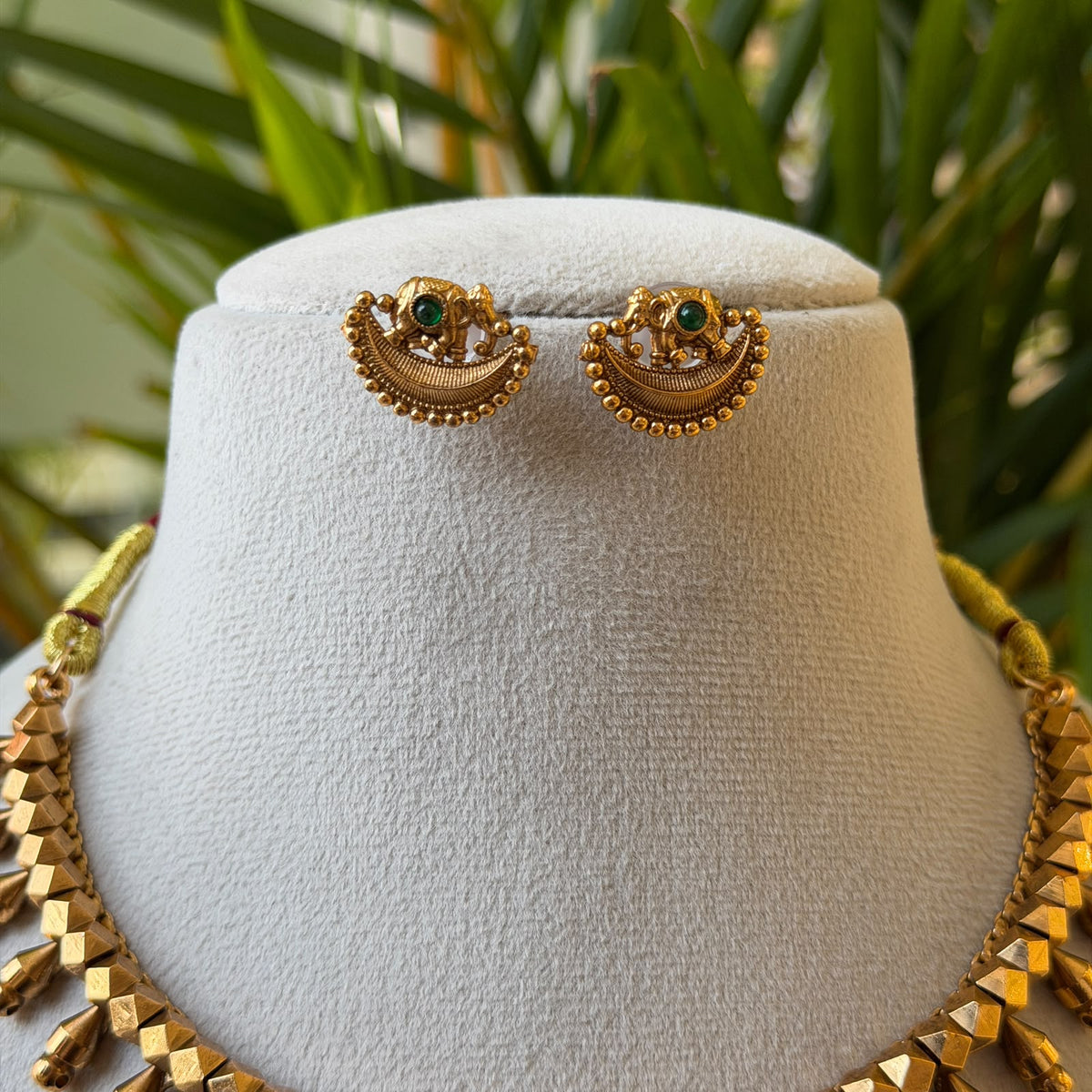 Antique Necklace Set AN458