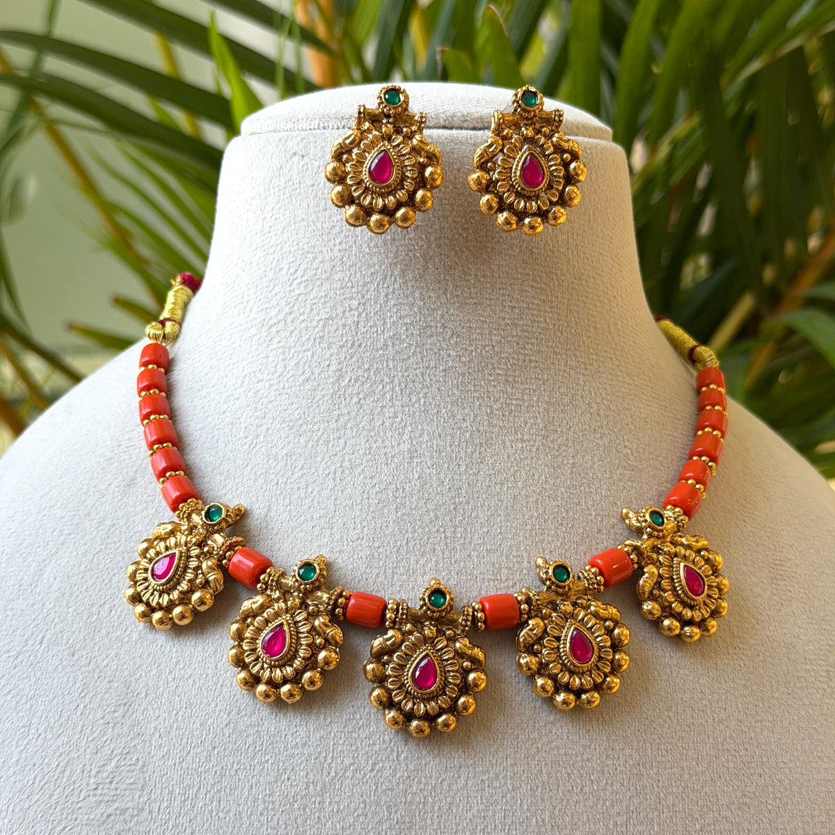 Antique Necklace Set AN459