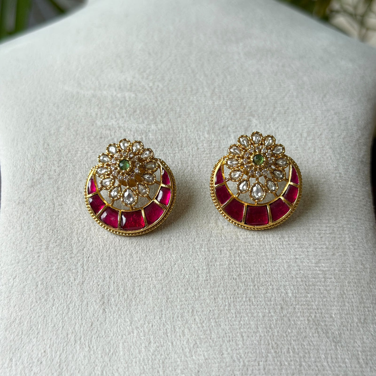 Antique Earrings AE48