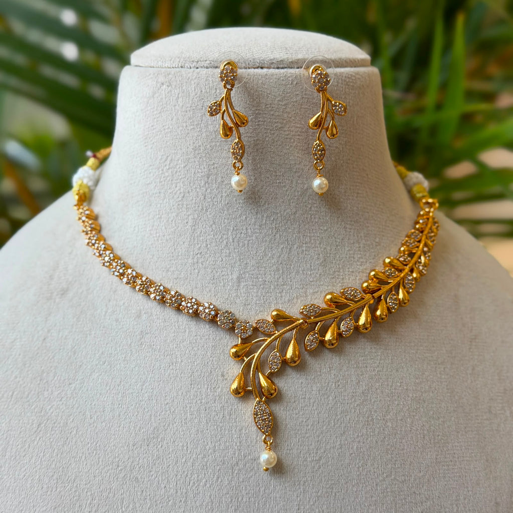 Antique Necklace Set AN329
