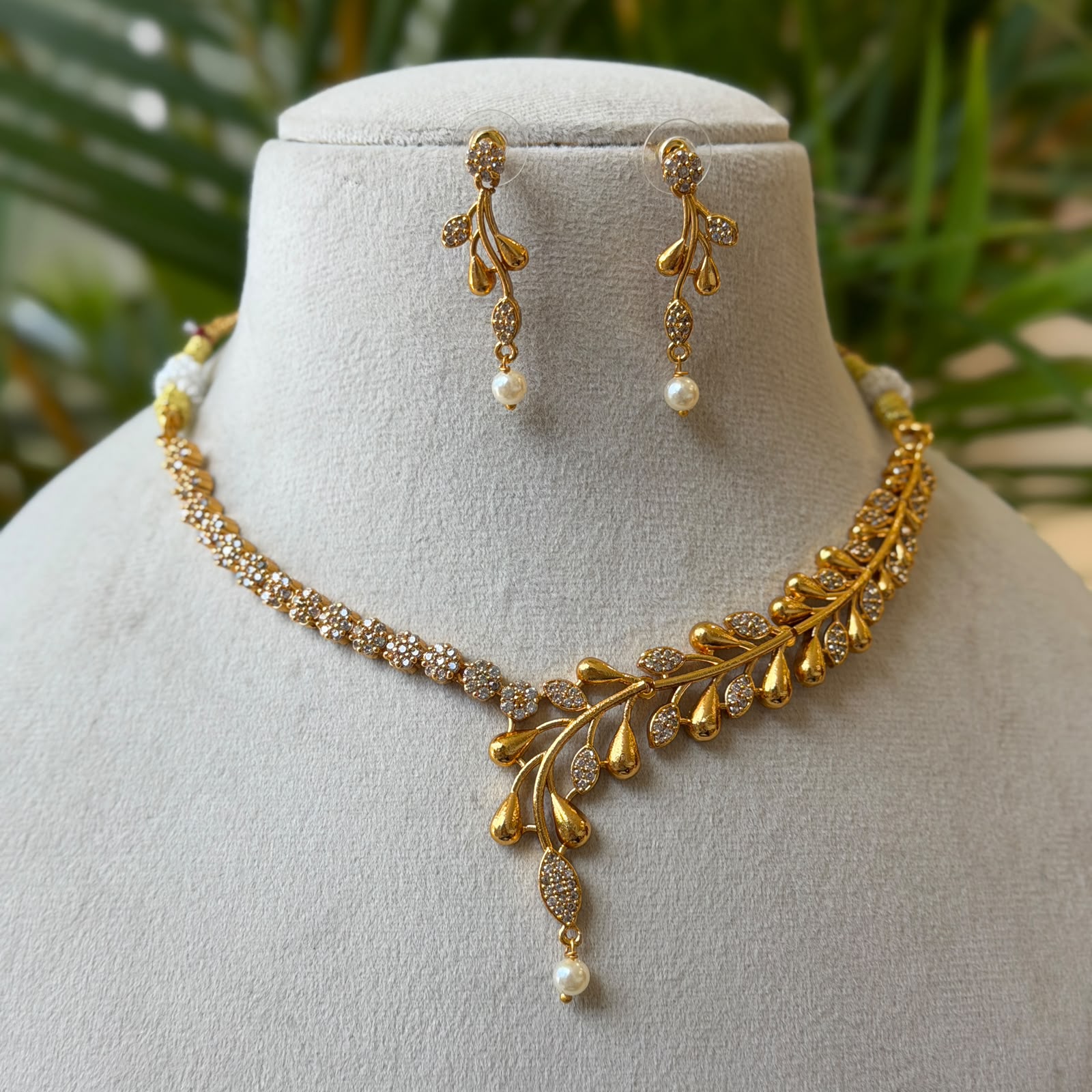 Antique Necklace Set AN329