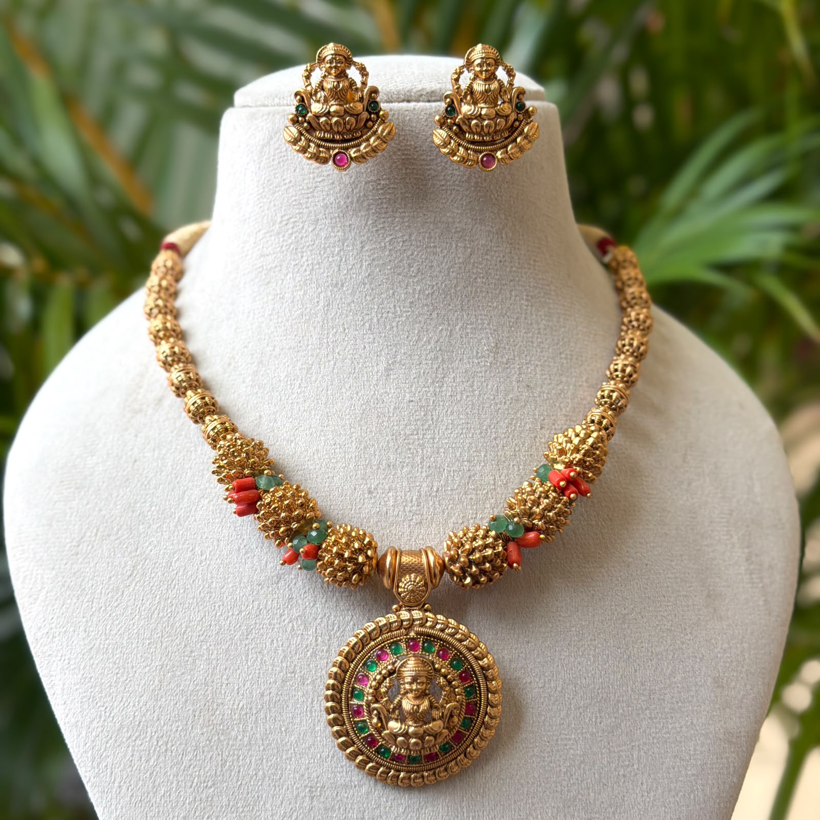 Antique Necklace Set AN328