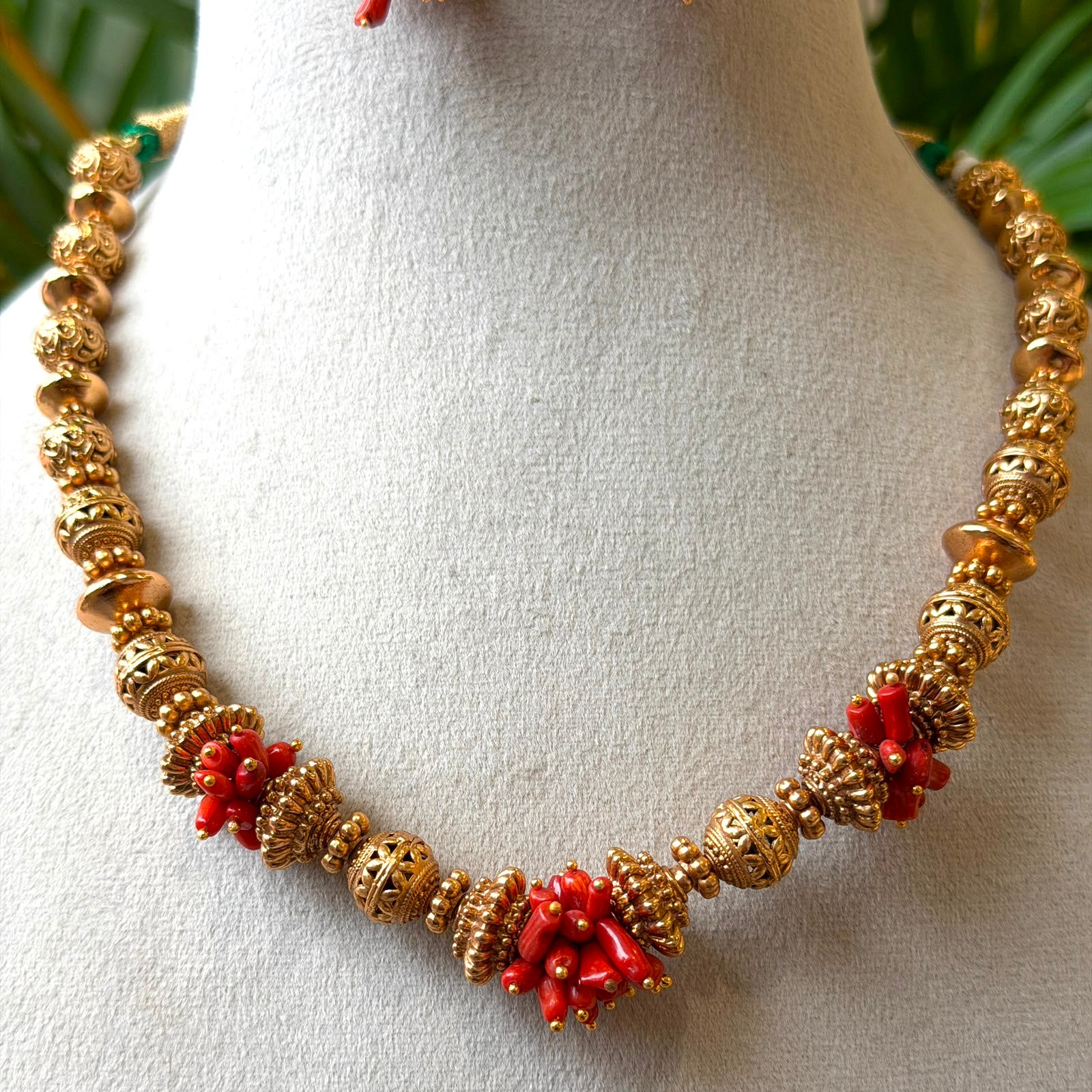 Antique Necklace Set AN325