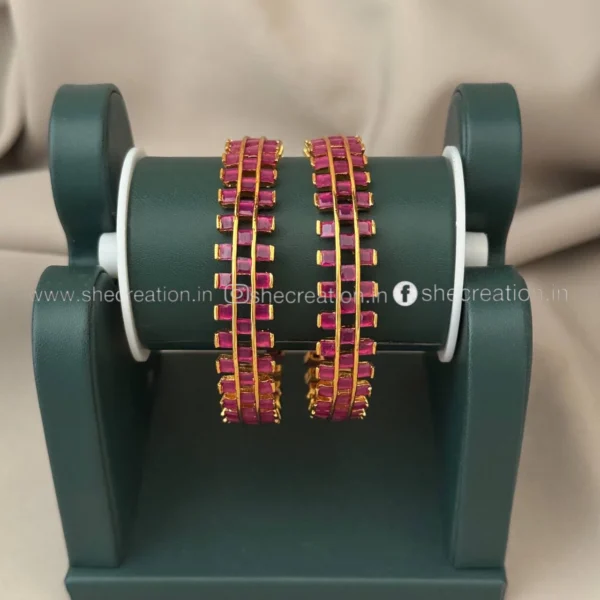 Antique Bangle AB40 - Image 2