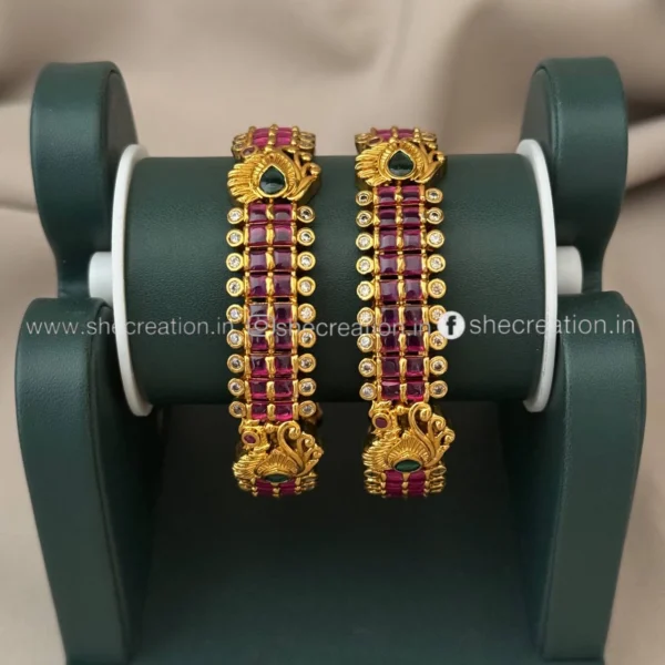 Antique Bangle AB41