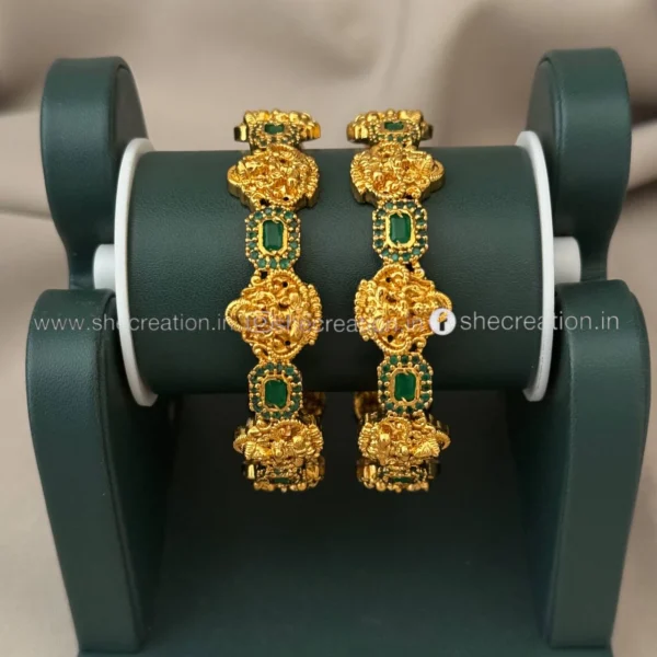 Antique Bangle AB42 - Image 2