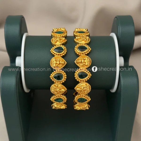Antique Bangle AB43 - Image 2