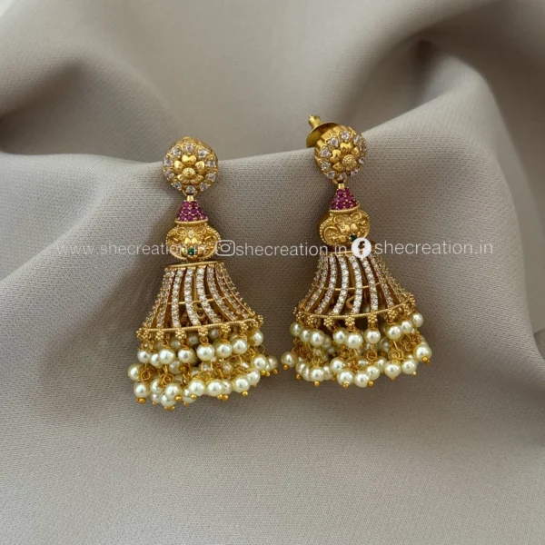 Antique Earrings AE26