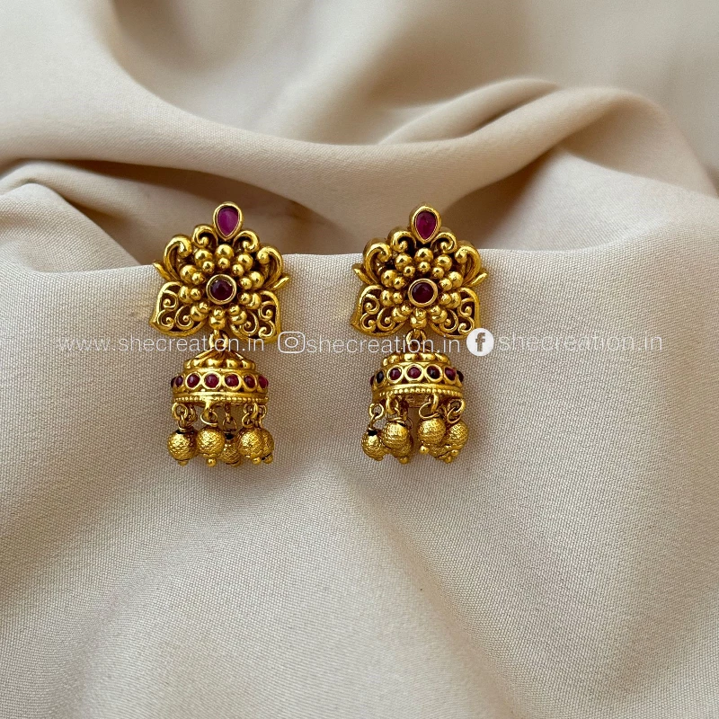 Antique Earrings AE19