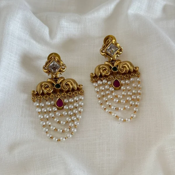 Pearl Chain Earring