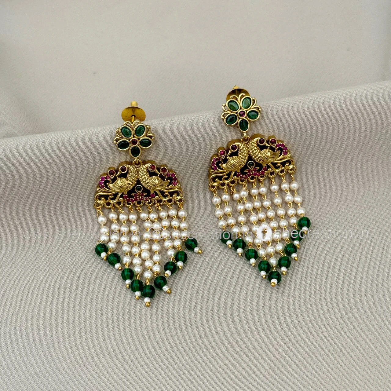 Antique Earrings AE28
