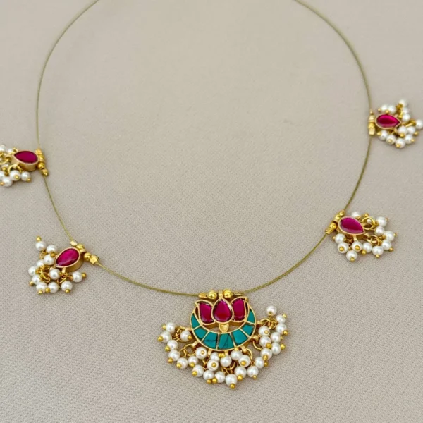 Invisible-Antique-Necklace-Chain