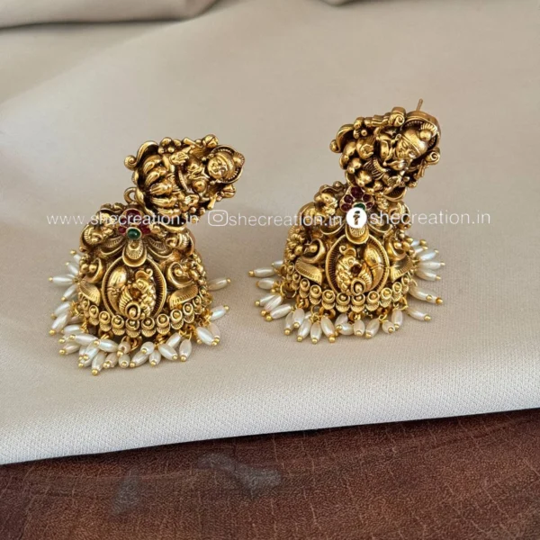 Antique Earrings AE32