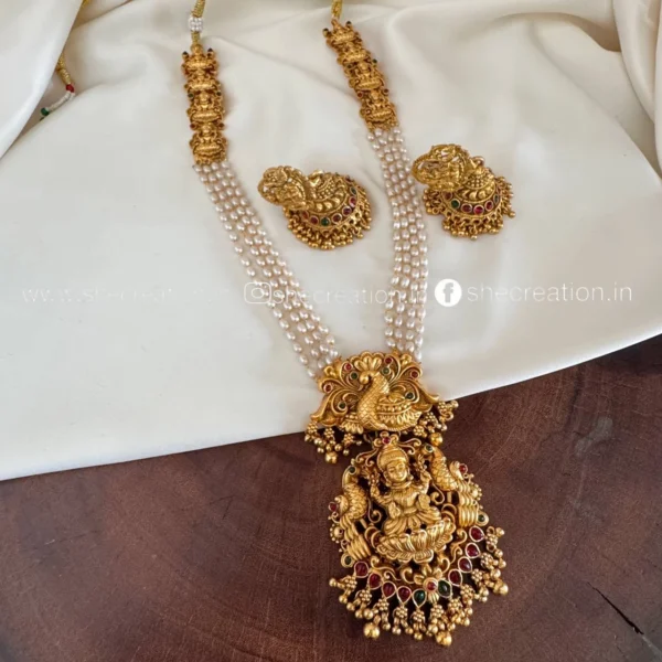 Antique Necklace AN169