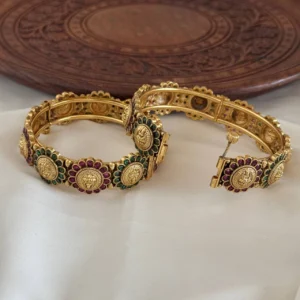 Antique Bangle AB50