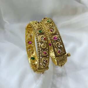 Antique Bangle AB55