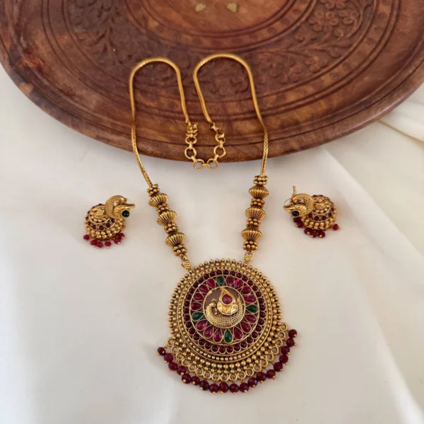 Antique Necklace AN199