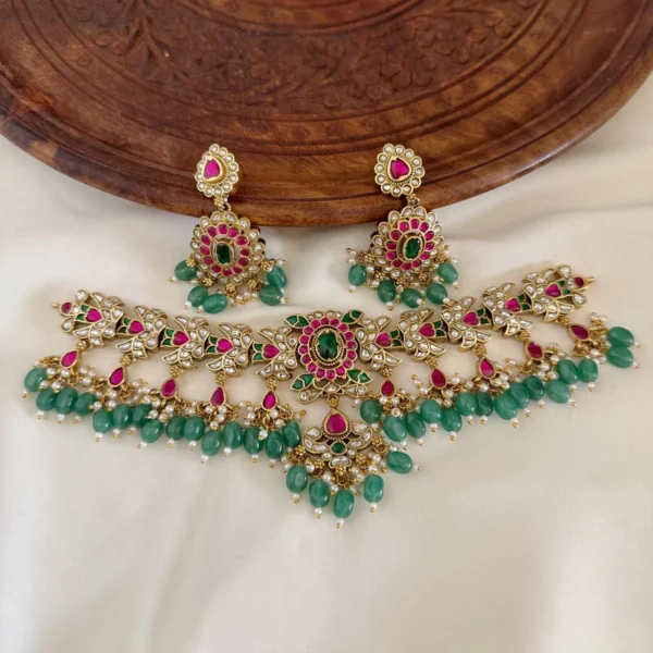 Antique Necklace AN207