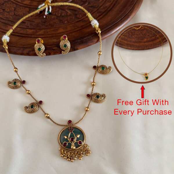 Antique Necklace AN211