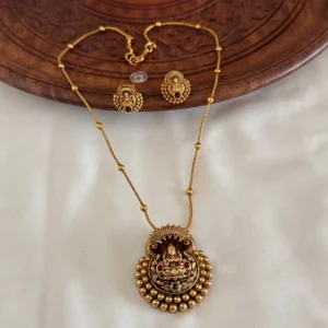 Antique Necklace AN220