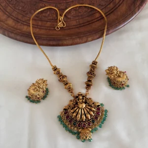 Antique Necklace AN225