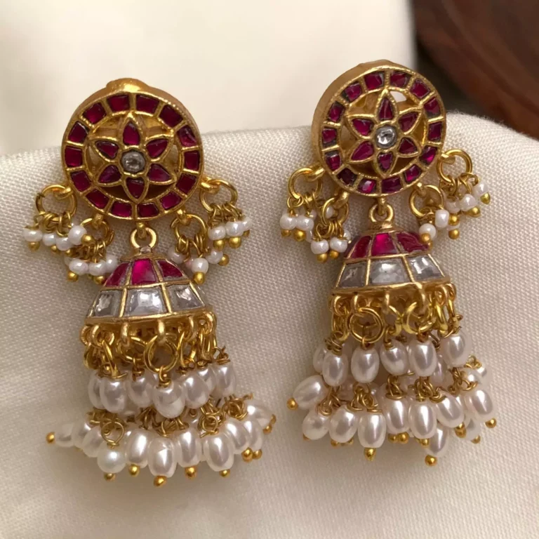 in this image there a perl earrings.